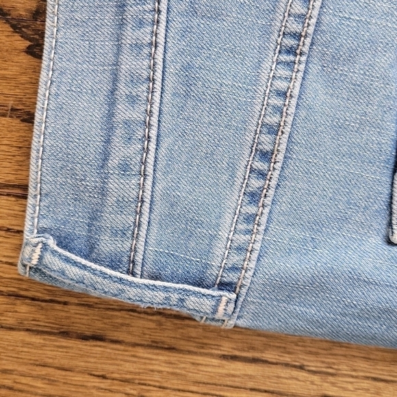 HOLLISTER Blue Whisker Light Wash Cut off Cuffed Jean Denim Micro Shorts Sz.28 - Picture 10 of 11